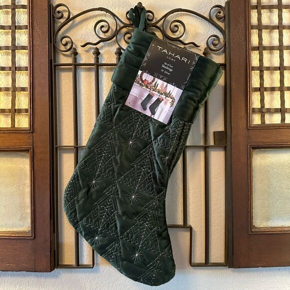 NWT- Tahari Set of 2 Deep Green Quilted Christmas Tree 22” Stockings